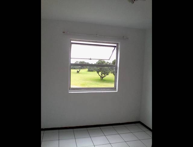 2 BEDROOM PROPERTY TO RENT IN MEER EN SEE